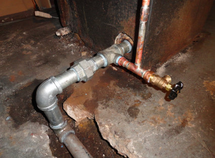 We repair rusted leaking boiler pipes and chimney flue liner. We service clogged hot water coils and install Oil, Gas plumbing.